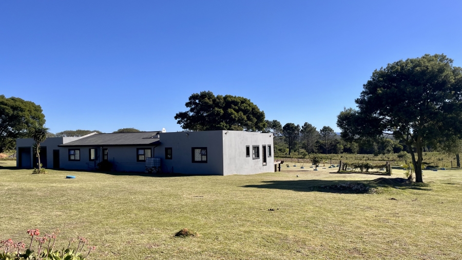 4 Bedroom Property for Sale in Greenbushes Eastern Cape